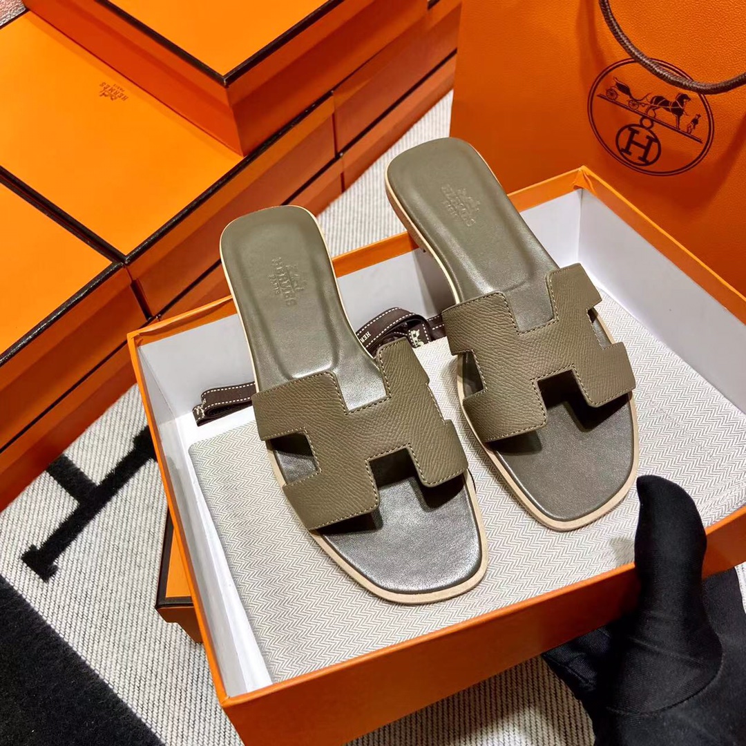 에르메스 올수공 오란 슬리퍼 샌들 앱송 117